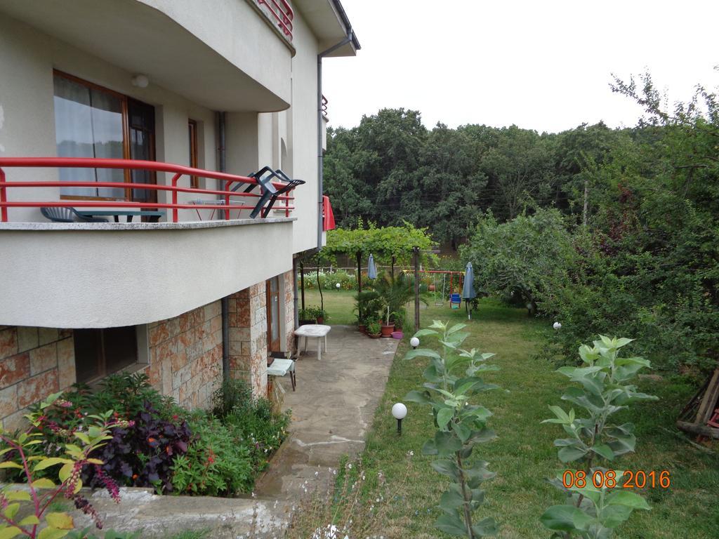 Villa Victoria Sinemoretz Exterior foto