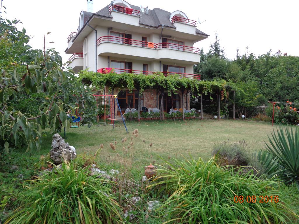 Villa Victoria Sinemoretz Exterior foto